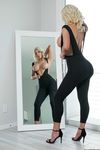 Nicolette Shea - Eskort mamma