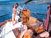 Claudia Rossi och Maya Gold seggbe dugva