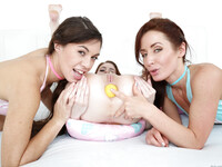 Tiffany Doll och Sheena Shaw och Anna De Villes analporr