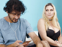 Christie Stevens den sexiga boobed milf