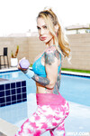 Sarah Jessie den sportiga blonda milf