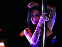 Joanna Angel den jävla strippan