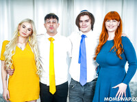 Alex Harper och Angelica Coralvine knullar i en fyrkant