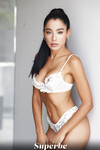 Natalia Bruni a fullos milf