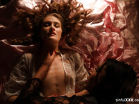 Victoria Summers och Tiffany Tatums sensuella slickande