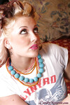 Candy Monroe älskar svart kuk