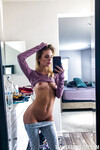 Natalie Knight den mycket sexiga blonda bruden