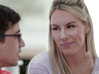 Bunny Madison har sex med en ung kille