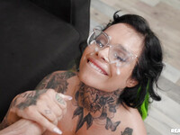 XWife Karen den stora swegg tatuerade milf