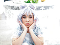 Asiatiska cosplaybruden Kimmy Kimm knullar hårt med en långhårig kille
