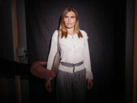 Varm trekant med Alexis Crystal och Kitana Lures svarthåriga humör