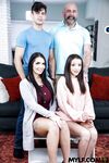 Alexa Payne och Odds Parker slickar varandras fitta medan de knullar dem