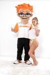 Blond flicka Savannah Bond kan inte vänta med att bli lagd