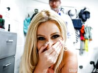 Tiffani Madison, straffad för stöld, knullad