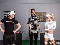 Sarah Jessie - Plast milf