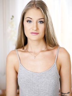 Tiffany Tatum - Pappa knullar när det är som bäst