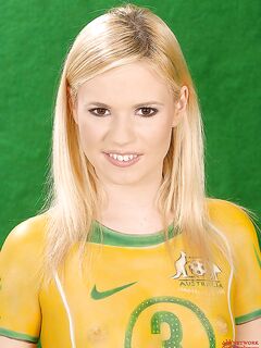 Yasmine Gold den sexiga fotbollstjejen